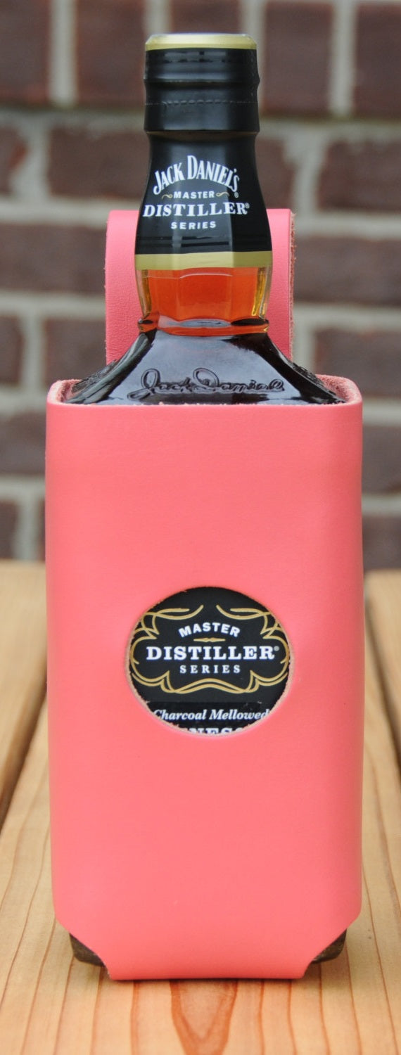 Handmade Leather Whiskey Bottle Holder 750ml Hand Riveted Jack Daniel's