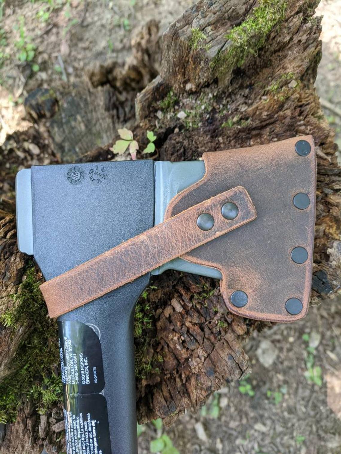 Fiskars X-Series Splitting Axe Hatchet Buffalo Leather Sheath Mask (Axe NOT Included) Fully Gusseted (X5, X7, X10 X11, X15, X17, X25, X27, 36" Super Splitter, IsoCore 8lb Maul, 375581-1001, 375591-1001)