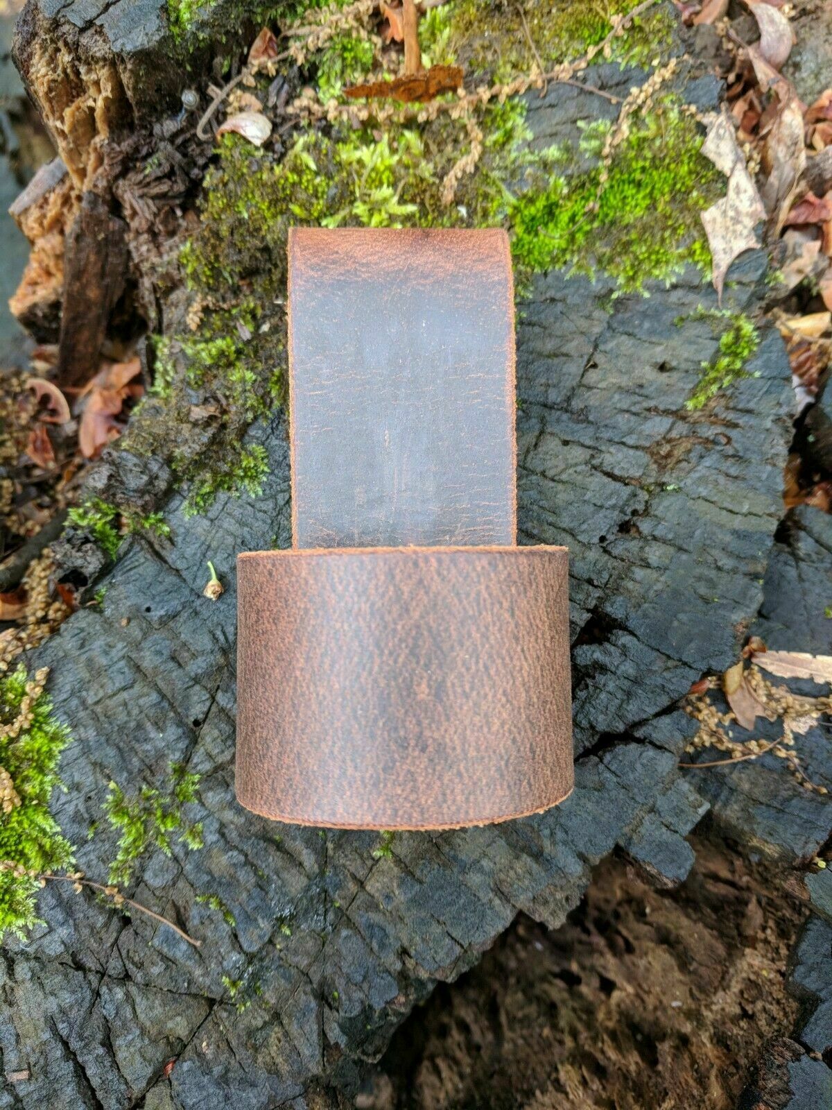 Leather Belt Carry Holster CRKT Woods Chogan T-Hawk, Kangee T-Hawk, Nobo T-Hawk, Cold Steel Hawk - Medium